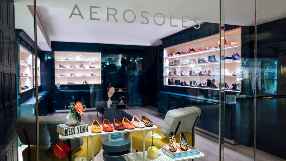 Aerosoles Hires Creative Director, Launches Fit Shop