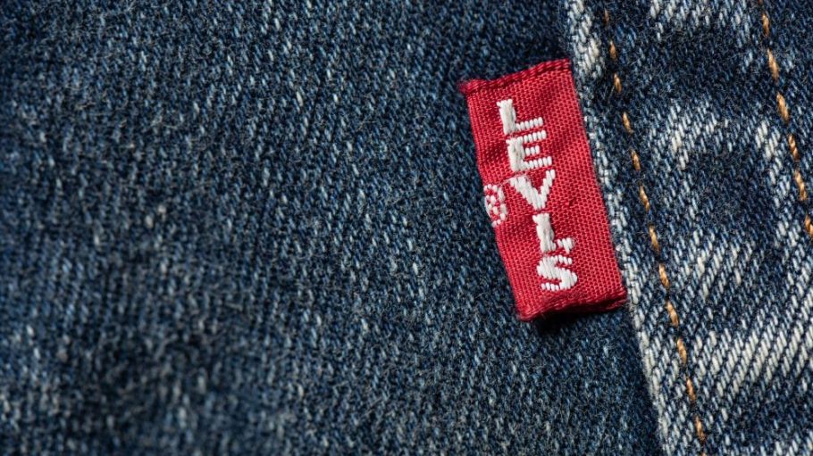 Only 10 out of 80 brands with supply chains in China take their environmental responsibilities seriously, a new report says.