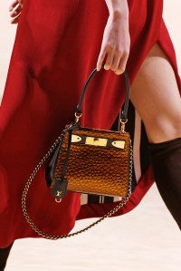 Details at Louis Vuitton RTW Spring 2020