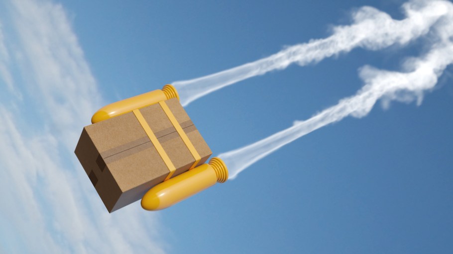 A Convey survey shows that holiday shoppers are concerned with speedy delivery, delays, and package safety during the 2019 gifting season.