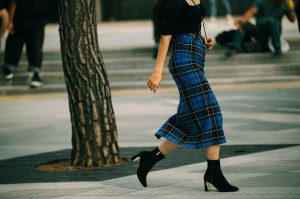 A street style look from Seoul Fashion Week Spring 2020.