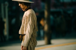 A street style look from Seoul Fashion Week Spring 2020.