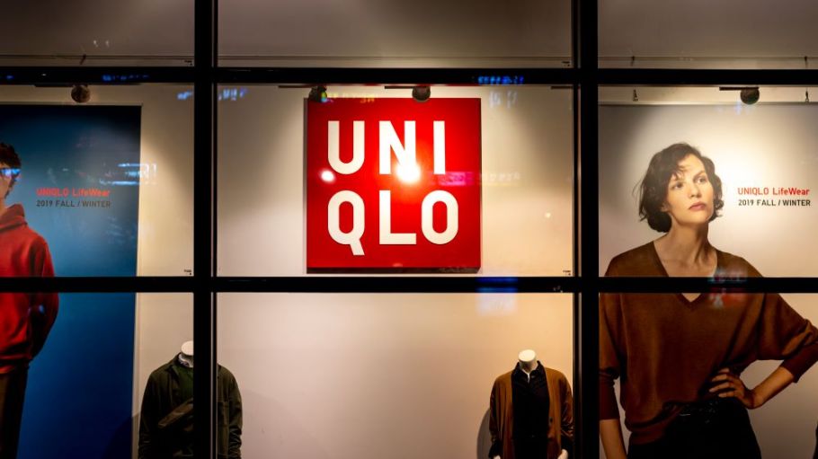 Fast Retailing and S..Oliver are facing a wage complaint filed with the Fair Labor Association (FLA) by garment workers in Indonesia.