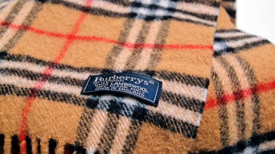 Burberry and Tencent will develop social-driven retail in China, with their first store set to open in Shenzhen in the first half of 2020.