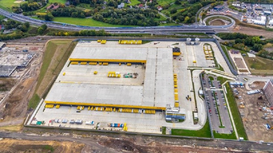 Strengthening its efficient logistics network in Germany, DHL Group has opened a state-of-the-art parcel-sorting mega center in Bochum.