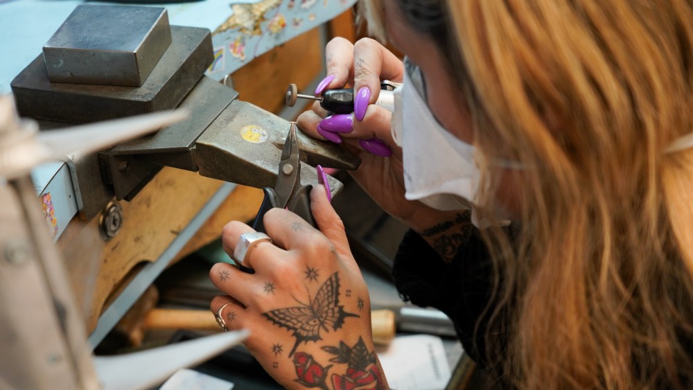 A jeweler at Catbird's Brooklyn Navy Yard headquarters.