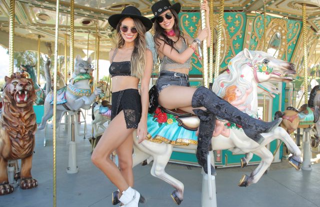 Madison Reed and Victoria Justice