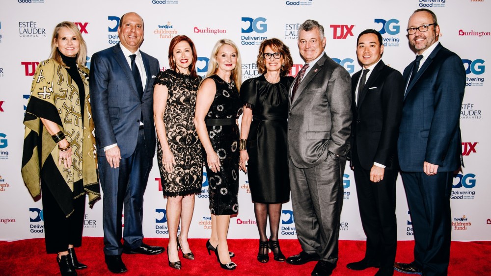Shannon Washburn, Dan Milberg, Lisa Gurwitch, Andrea Weiss, Rose Marie Bravo, William Lauder, Kenneth Ohashi, David Greenstein