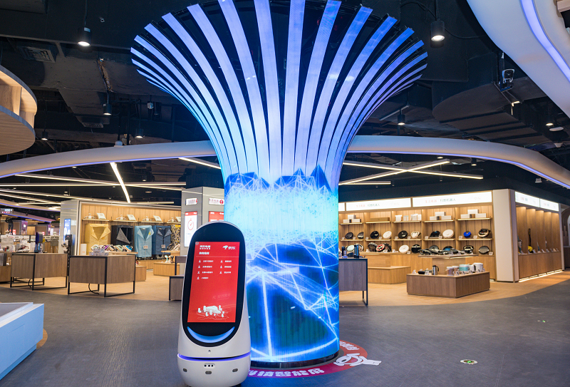 JD.com's newly debuted E-Space, its largest omnichannel experience.