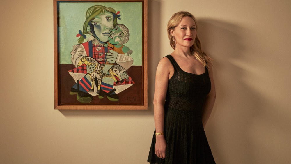 Diana Widmaier-Picasso next to Maya à la poupée et au cheval