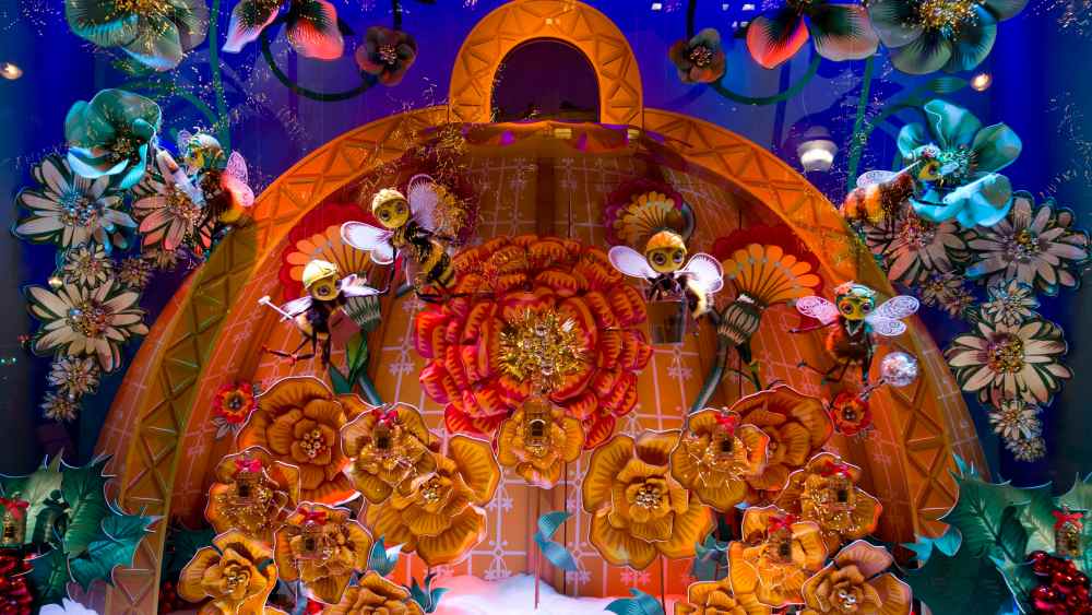 Christmas window at the Galeries Lafayette in Paris