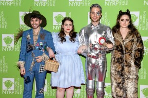 Noah Galvin, Beanie Feldstein, Ben Platt, and Molly Gordon