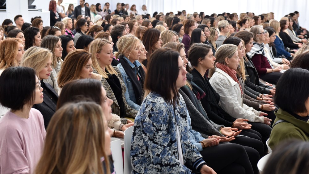 RICHMOND, CALIFORNIA - NOVEMBER 16: Guests attend the In goop Health Summit San Francisco 2019 at Craneway Pavilion on November 16, 2019 in Richmond, California. (Photo by Ian Tuttle/Getty Images for goop)
