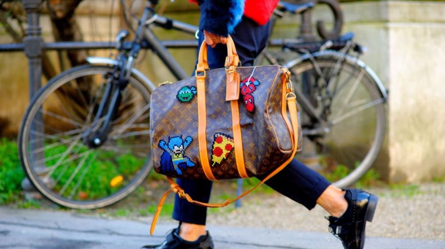 A Piper Jaffray survey reveals that teens want clothing, shoes and high-end goods from brands including Gucci, Louis Vuitton and Adidas as holiday gifts.