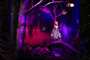 Saks' Frozen 2 themed holiday window.