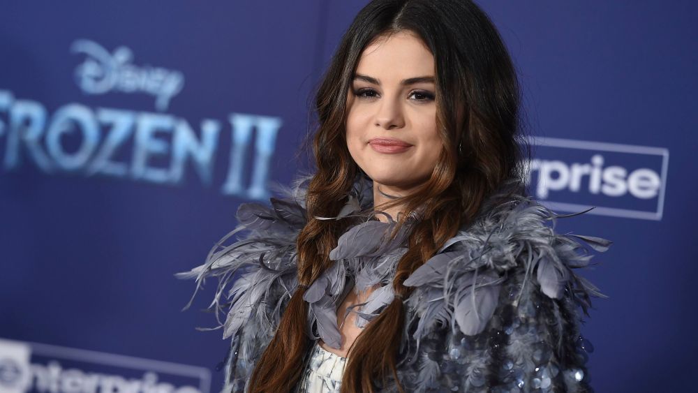 Selena Gomez Wears Matching Marc Jacobs With Sister Gracie