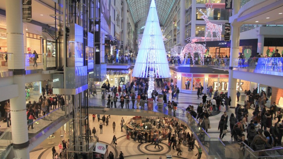 Traffic declines in first half of December hurt apparel retailers, but Super Saturday sales, expected to reach $34 billion, could help.