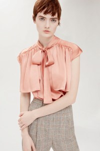 Aknvas Pre-Fall 2020
