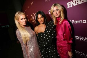 Paris Hilton, Amina Muaddi, Nicky Hilton