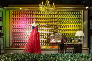 The window display at El Palacio de Hierro in Mexico.