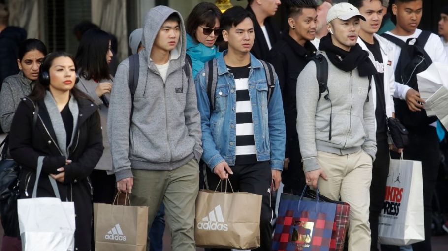 Nearly 190 million shoppers scooped up deals in stores and online over the critical five-day shopping window, according to an NRF survey.