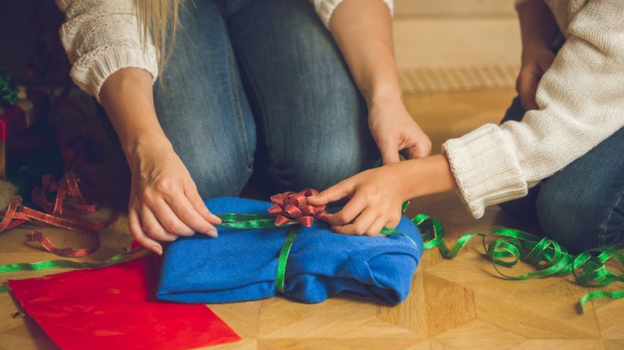 In a recent YouGov poll of 1,276 American adults, three in five said they would be comfortable receiving a secondhand item as a gift.