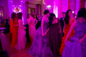The debutantes before the waltz