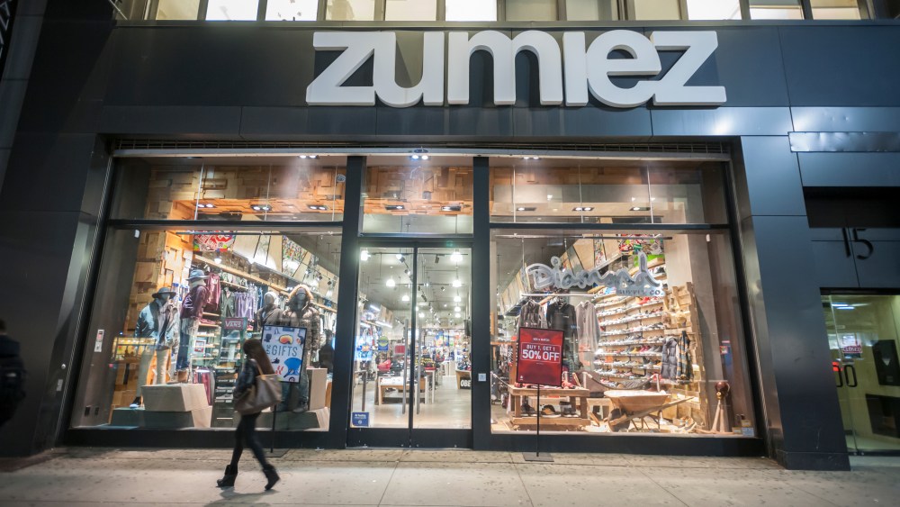 Zumiez store