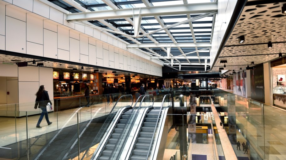 From Kohl's and Macy's to JCP, post-holiday financial reports show sluggish sales plaguing the troubled department store sector.