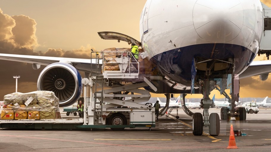 November global air freight demand dropped 1.1 percent, IATA said, versus a year prior–the 13th consecutive month of year-on-year declines.