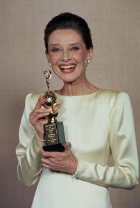Veteran actress Audrey Hepburn proudly holds her Cecil B. DeMille Award for outstanding contribution to the entertainment field at the 47th Annual Golden Globe Awards in Beverly Hills, California, onAudrey Hepburn, Los Angeles, USA