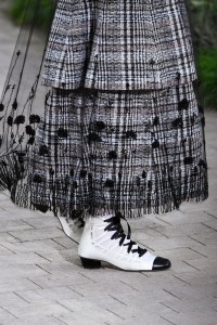 Details at Chanel Couture Spring 2020