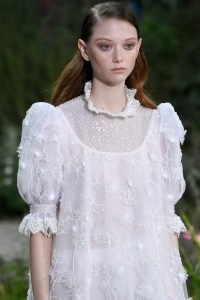 Details at Chanel Couture Spring 2020