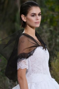 Details at Chanel Couture Spring 2020