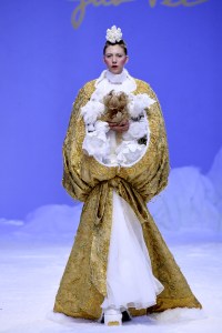 Guo Pei Couture Spring 2020