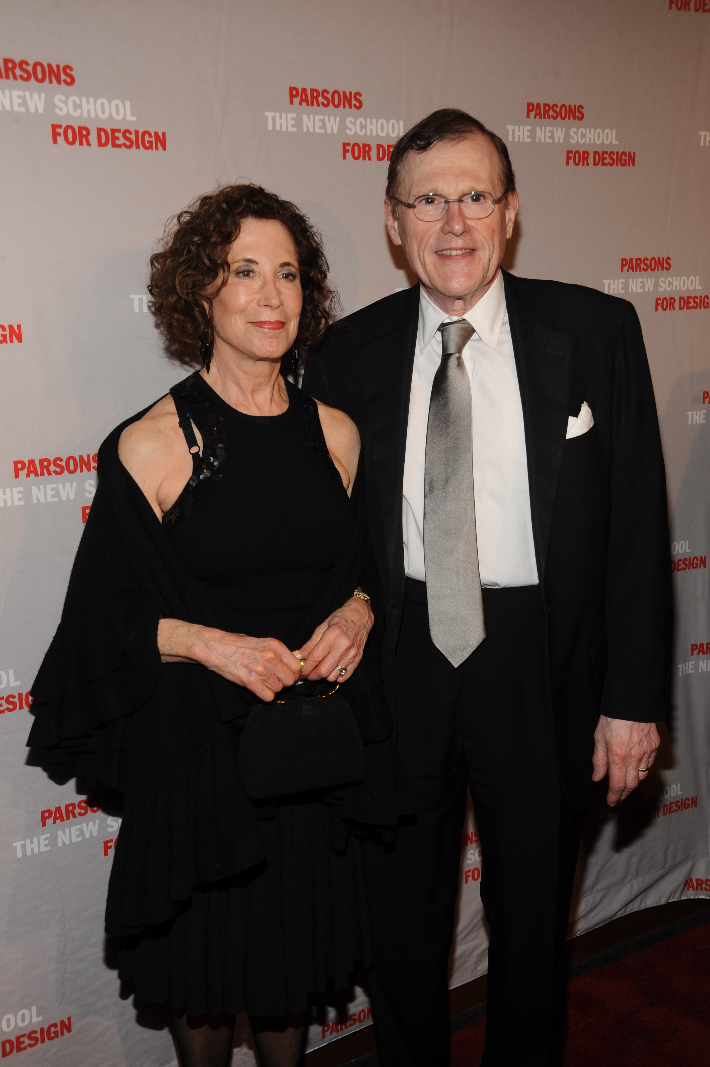 Sheila Aronson (L) and Arnold Aronson attend Parsons 2010 Fashion Benefit.Parsons 2010 Fashion Benefit, New York