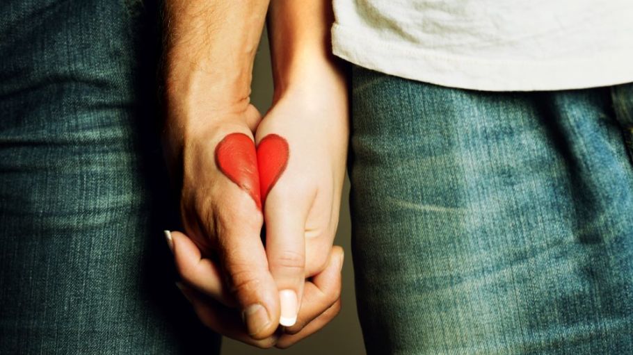 A National Retail Federation survey shows consumer spending on Valentine's Day apparel this year is expected to reach $2.9 billion.