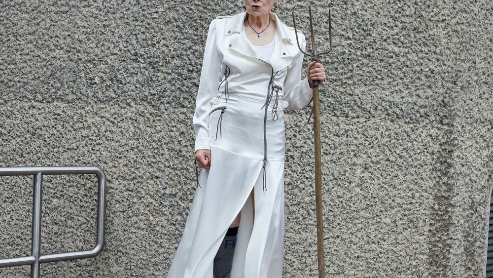 Dallas Contemporary Set With Vivienne Westwood, Paolo Roversi Shows