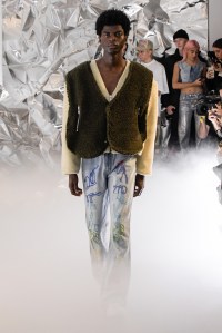 Who Decides War Men's Fall 2020