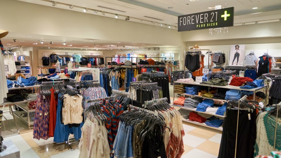 ABG names Daniel Kulle, a former Hennes and Mauritz executive, as the new CEO of Forever 21, the fast-fashion chain it acquired last week.