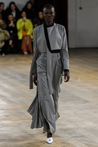 A.W.A.K.E Mode RTW Fall 2020