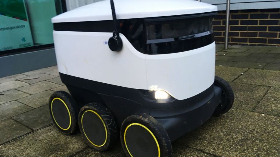 Robotic fulfillment, AI, AR/VR and smarter stores are just over the horizon, says CB Insights’ state of the retail tech industry report.