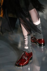 Details at Maison Margiela RTW Fall 2020