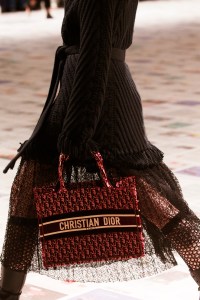 Details at Dior RTW Fall 2020