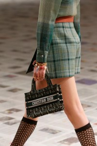 Details at Dior RTW Fall 2020