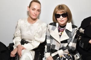 Amber Valletta and Anna Wintour in the front row