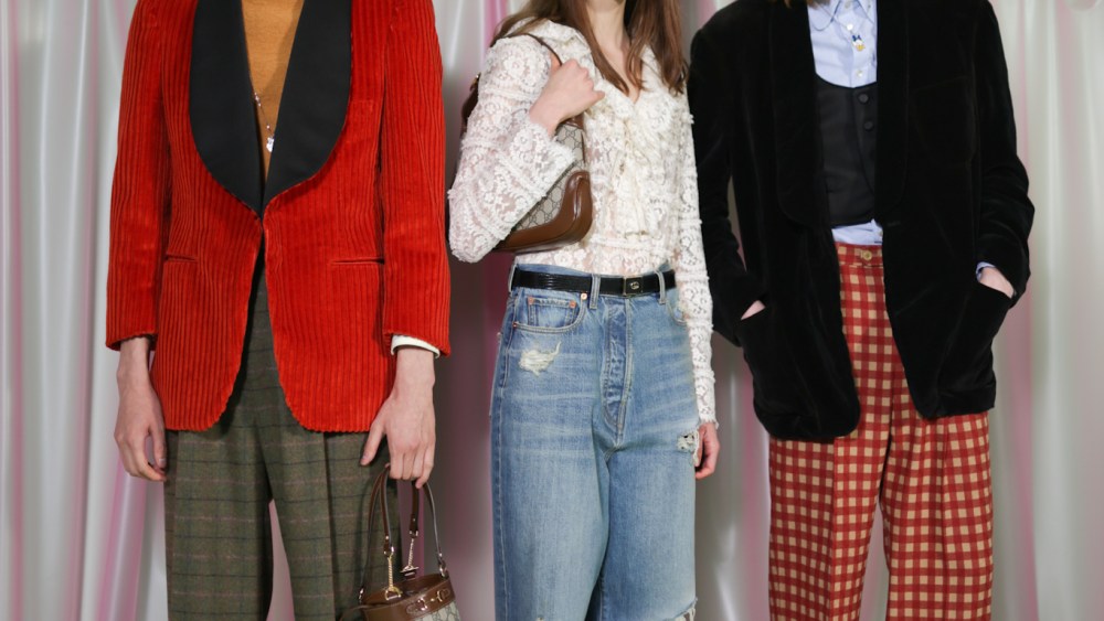 Backstage Gucci RTW Fall 2020