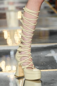 Details at Moschino RTW Fall 2020