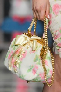 Details at Moschino RTW Fall 2020