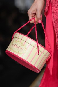 Details at Moschino RTW Fall 2020